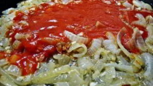 баклажаны в казане с курицей