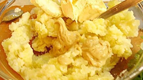 фаршированный картофель под пармезановой корочкой