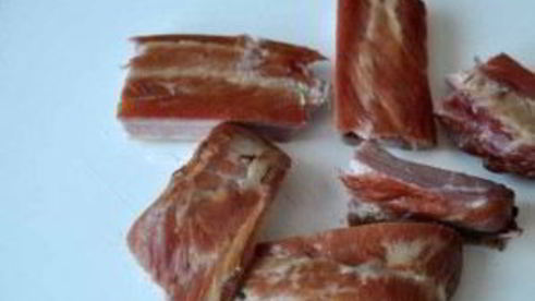 фасоль с копчеными ребрышками