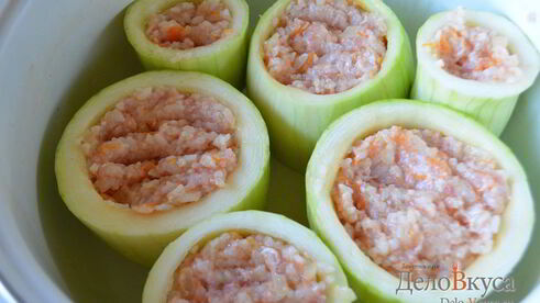 кабачки фаршированные мясом и рисом