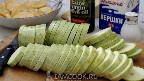 кабачки с картошкой в духовке