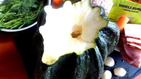 кабачковая фаршированная бомба