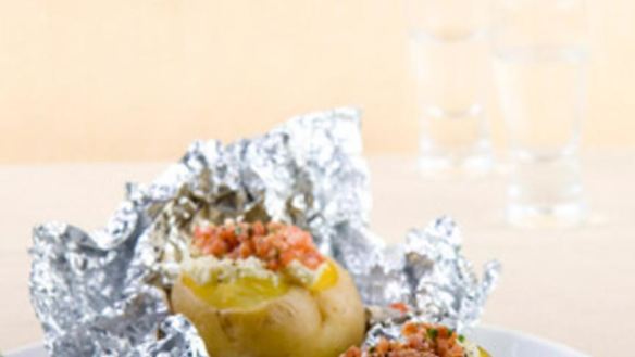 Рецепт Картофель, фаршированный ветчиной