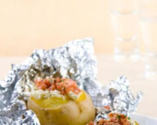 Картофель, фаршированный ветчиной