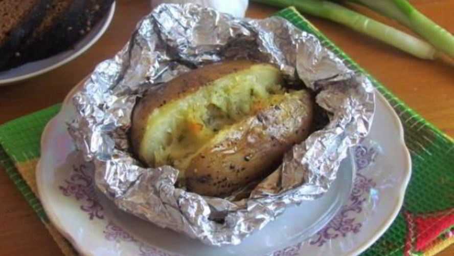 Рецепт картофель с брынзой запеченный