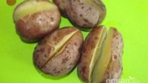 картофель с брынзой запеченный