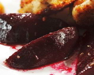 Печеная свекла в бальзамической глазури и апельсиновой цедре