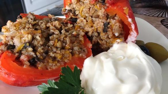Рецепт Перец, фаршированный булгуром и овощами