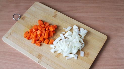 тушеная картошка с грибами и морковью