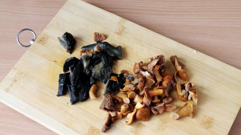 тушеная картошка с грибами и морковью