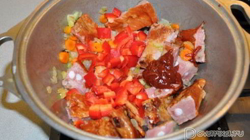 тушеная картошка с копченостями