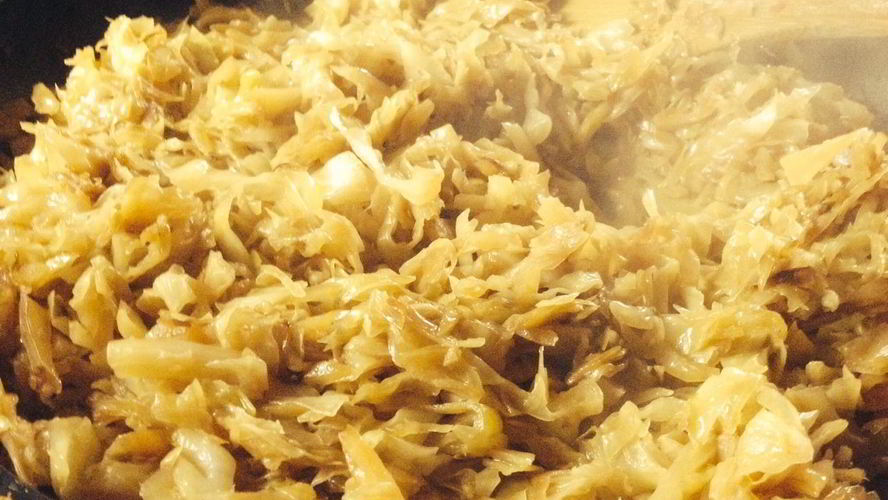 Рецепт тушеная кислая капуста