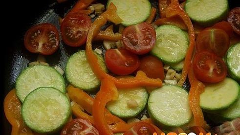 тушеный петух