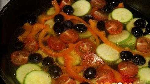 тушеный петух