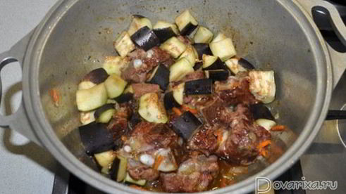 тушеные овощи с копченостями