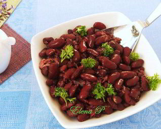 Запеченная фасоль с красным вином