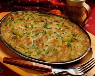 Запеченная картошка лук морковь помидоры в духовке