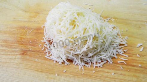 запеченная картошка с чесноком, сливочным маслом и укропом в духовке