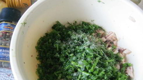 запеченный картофель, фаршированный грибами и зеленью