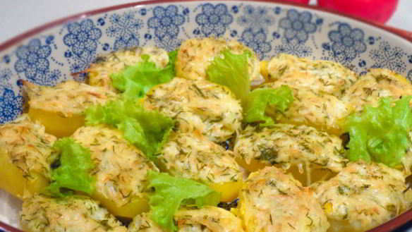 Рецепт Запеченный картофель под сырной корочкой