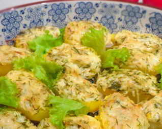 Запеченный картофель под сырной корочкой