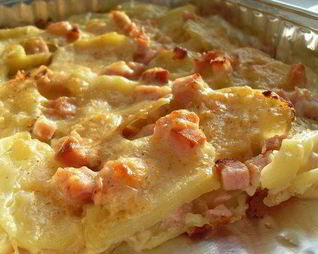 Запеченный картофель с карбонадом и сыром