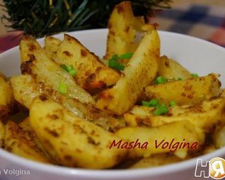 Запеченные дольки картофеля