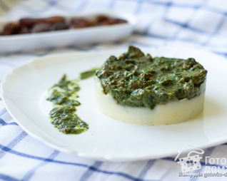 Говяжья печень со шпинатом и финиками