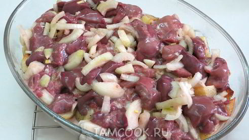 куриная печень с картошкой в духовке