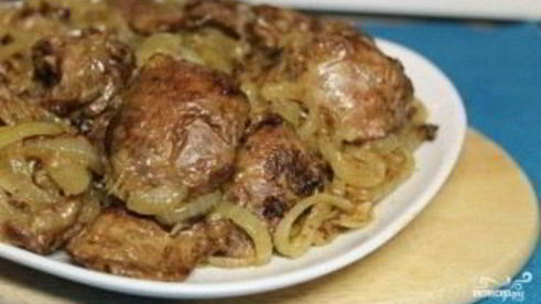 куриная печень с луком
