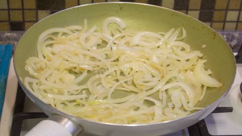 куриная печень с яблоками