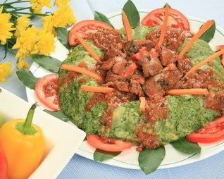 Куриная печень в томатном соусе по-гречески