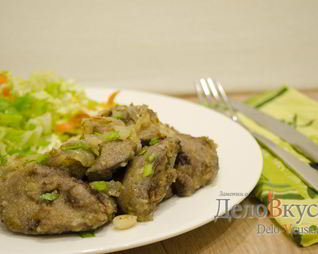 Куриная печень жареная с луком