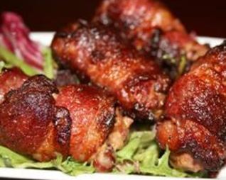 Куриная печенка в беконе