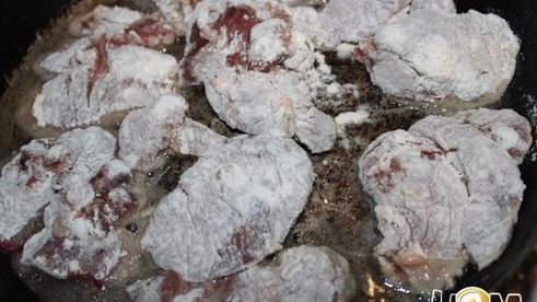 нежнейшая печень в сметанно-винном соусе