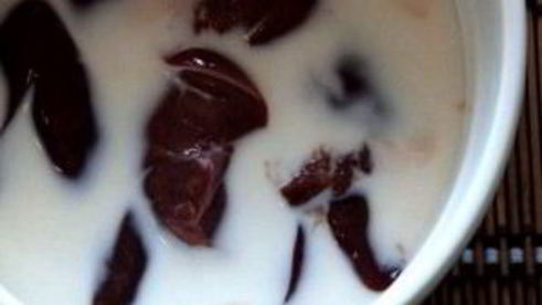 печень говяжья, тушенная в сметане