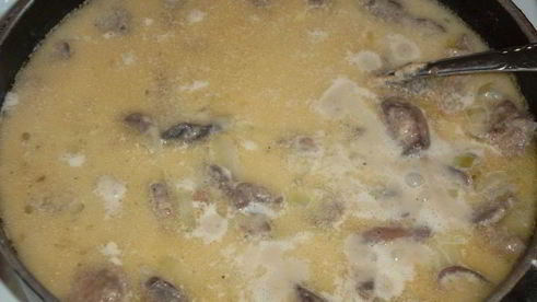 печень куриная в сметане