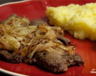 Печень с луком