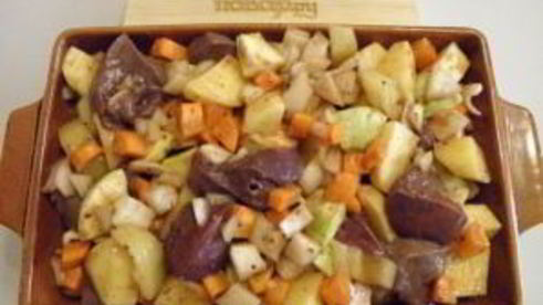 печень с овощами в духовке