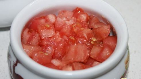 печень с помидорами