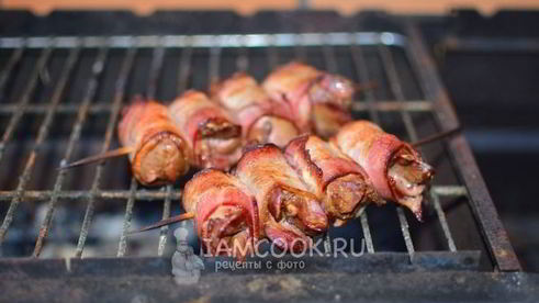 печень в беконе на мангале