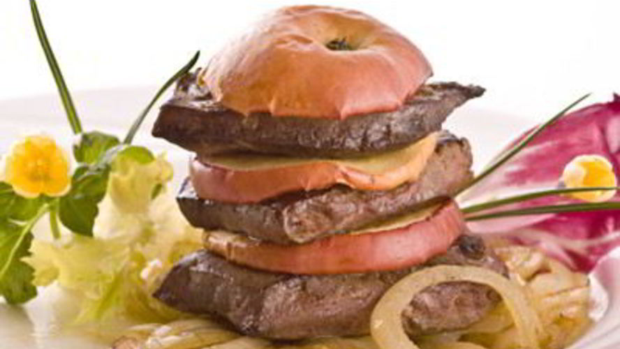 Рецепт печень в яблоках