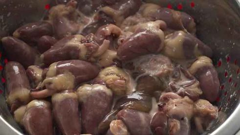 сердечки и печень куриные в пряном медовом соусе