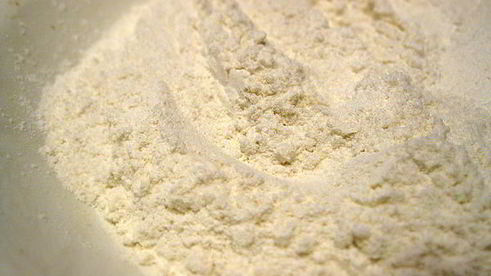 тушеная куриная печень с яблоками