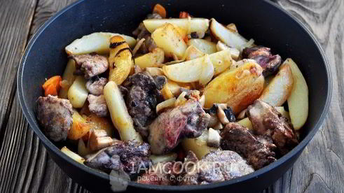 жареная картошка с печенью