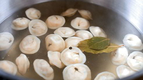 пельмени с лососем и судаком