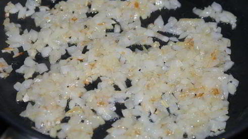 пельмени с сухими грибами и яйцом