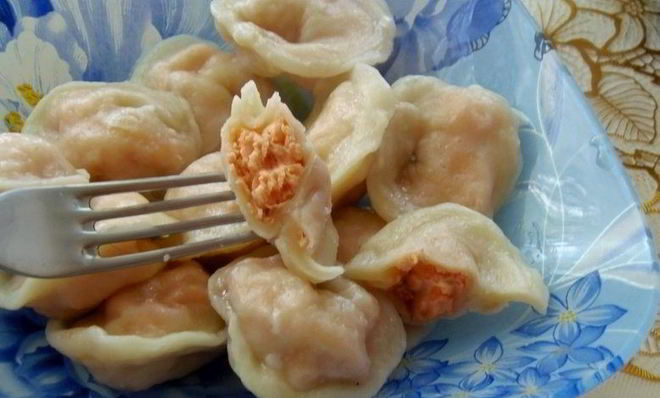 Рыбные пельмени из горбуши