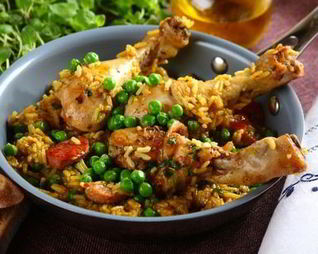 Паэлья с куриными ножками и овощами