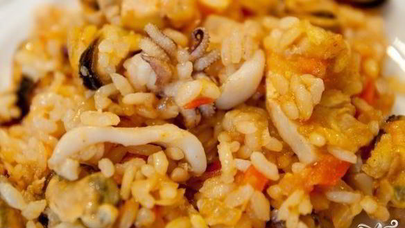 Рецепт Паэлья с курицей и морепродуктами